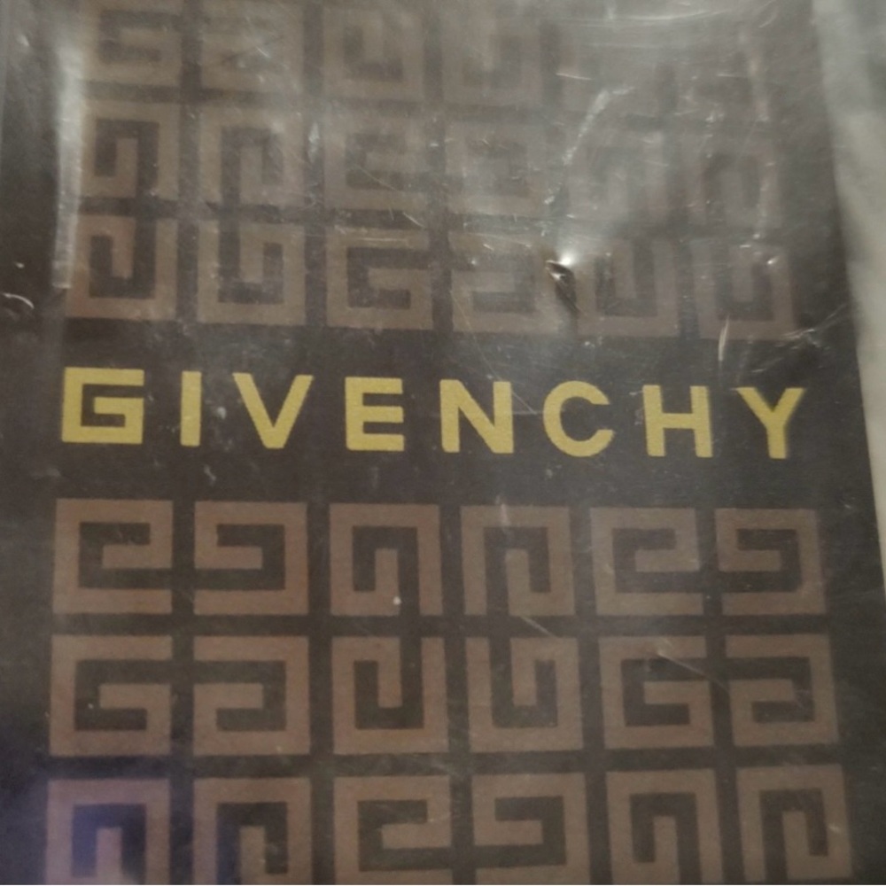 Givenchy 7 of diamonds playing card - Picture 3 of 3
